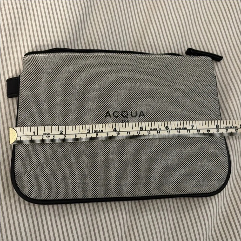 Acqua Di Parma Black and Gray Toiletry Bag with Minimalist top zipper SET OF TWO - Picture 12 of 13